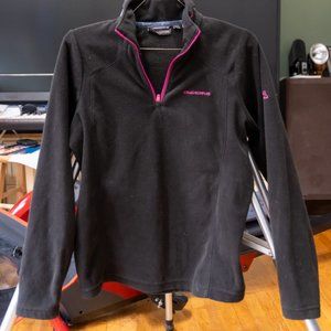 Craghoppers Women's fleece size 4 (small) Lot of 2 (1 Black, 1 Pink)